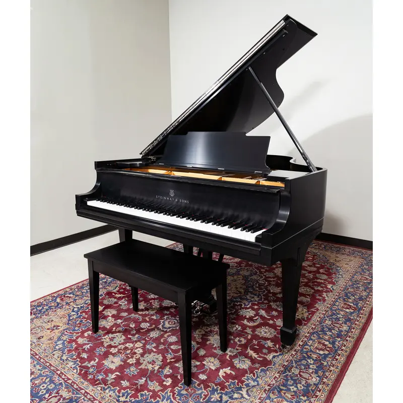 Steinway Model M Grand Piano | Satin Ebony | SN: 243326 | Used