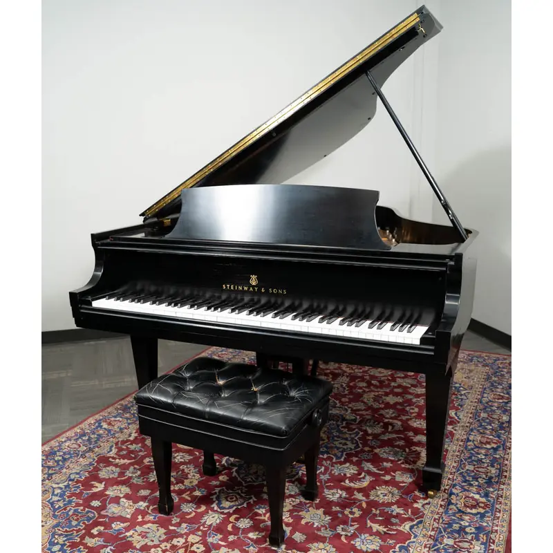 1986 Steinway & Sons 5'7" Model M Grand Piano | Satin Ebony | Used