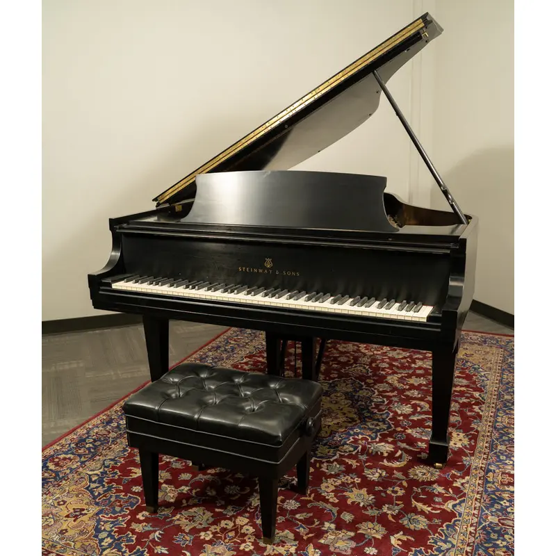 Steinway & Sons 5'7" Model M Grand Piano | Satin Ebony | SN: 466703 | Used