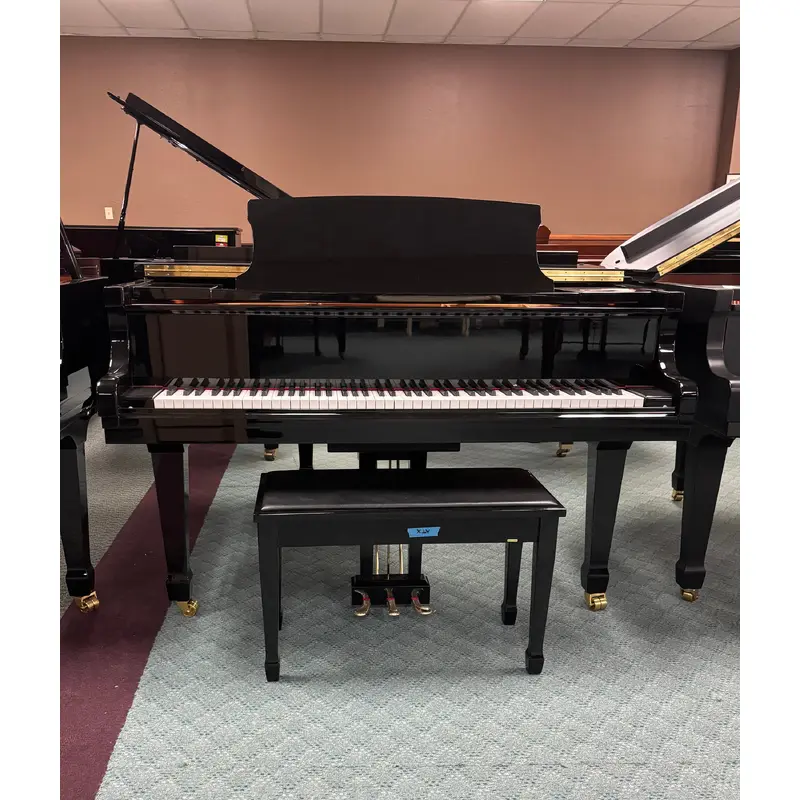 Pearl River GP170 Grand Piano | Polished Ebony | 5'7" | New