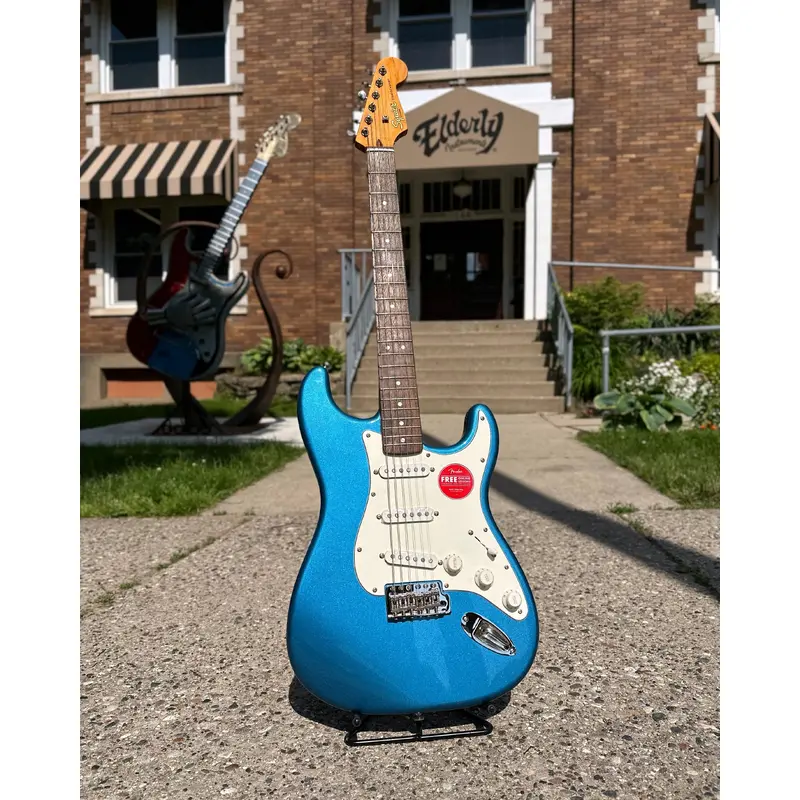 Squier Classic Vibe '60s Stratocaster, Lake Placid Blue
