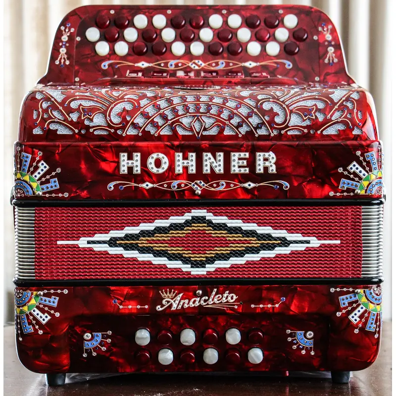 Hohner Anacleto Rey Del Norte Pearl Red