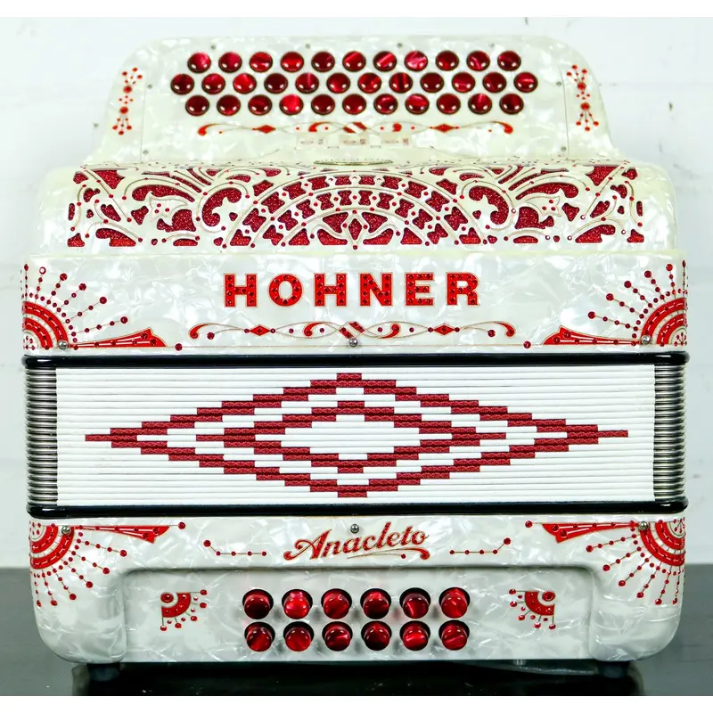 Hohner Anacleto Rey Del Norte III L Accordion White (GCF)
