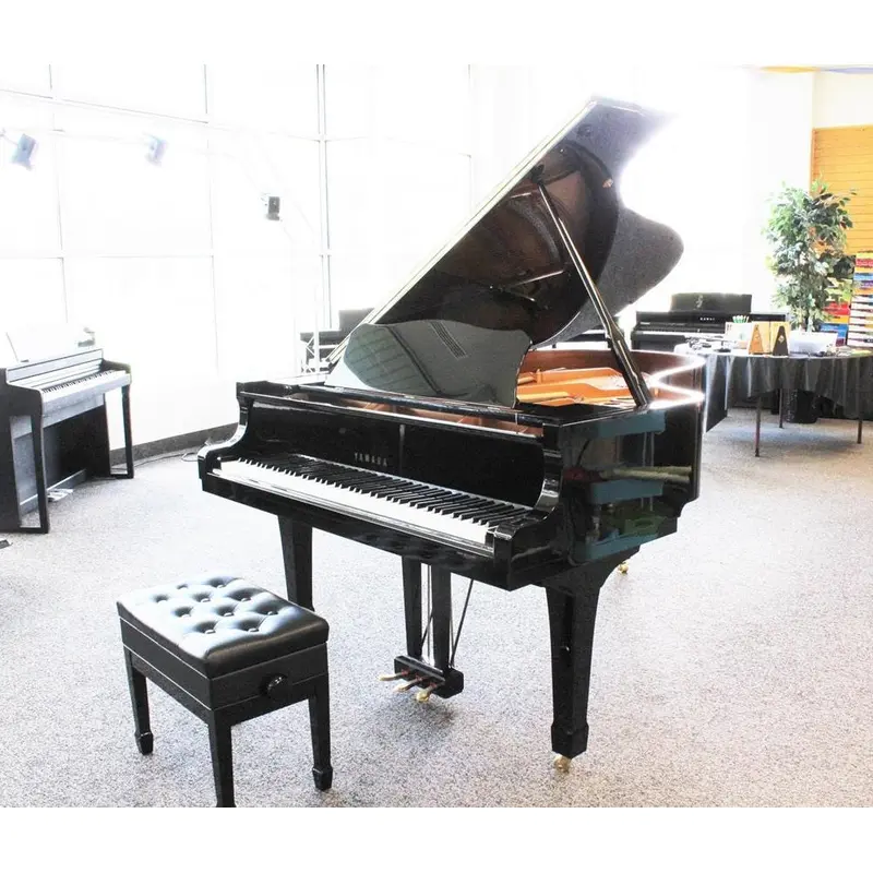 Yamaha 6'7" Grand Piano | C5 | Ebony Polish | #5793943