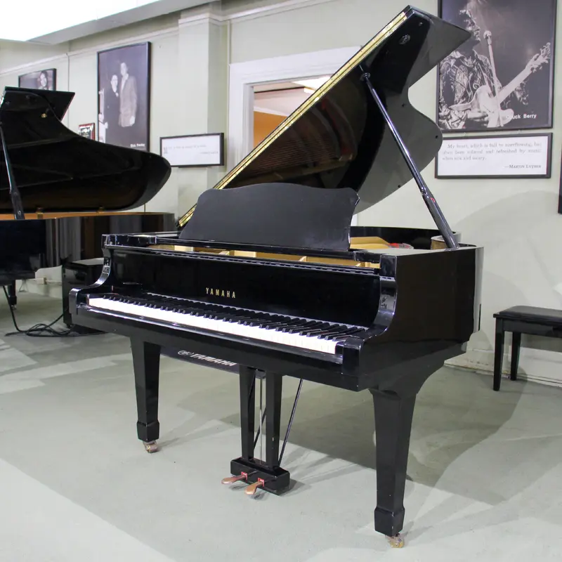 Yamaha G5 6'6" Polished Ebony Grand Piano