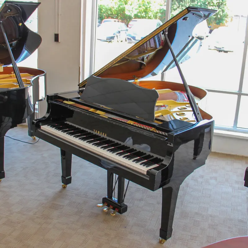 Yamaha C3 Grand Piano (0799)