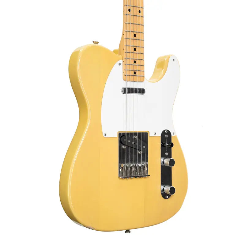 1986 Squier Telecaster (Fujigen) Cream/White Pickguard w/Hardshell Case