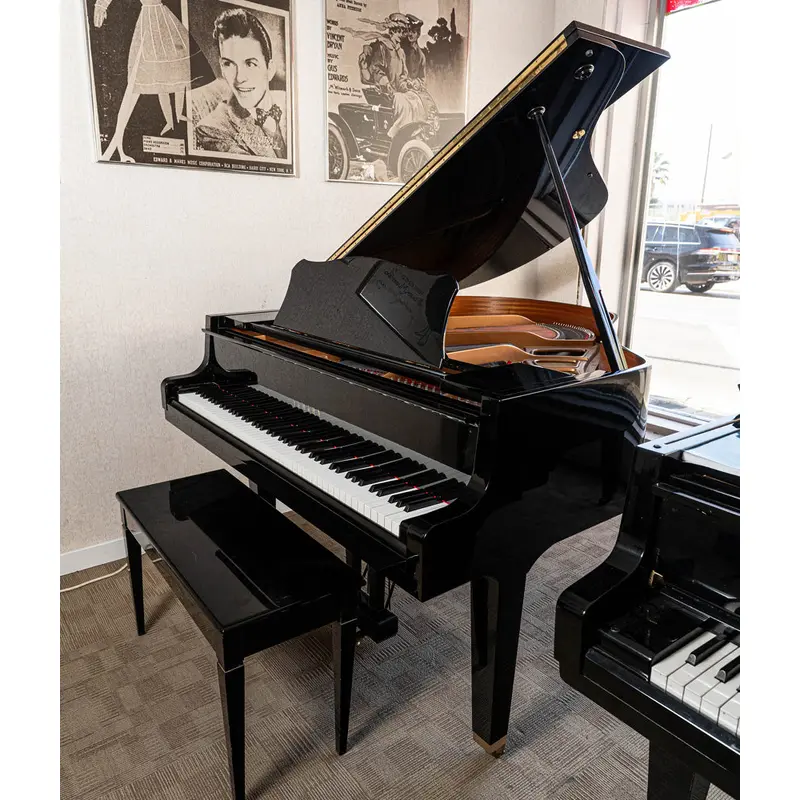 Yamaha GH1 Grand Piano | Polished Ebony | 5'3"| Serial No. B5190532 | Used